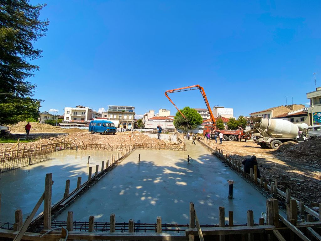 Πλατεία Τρικάλων